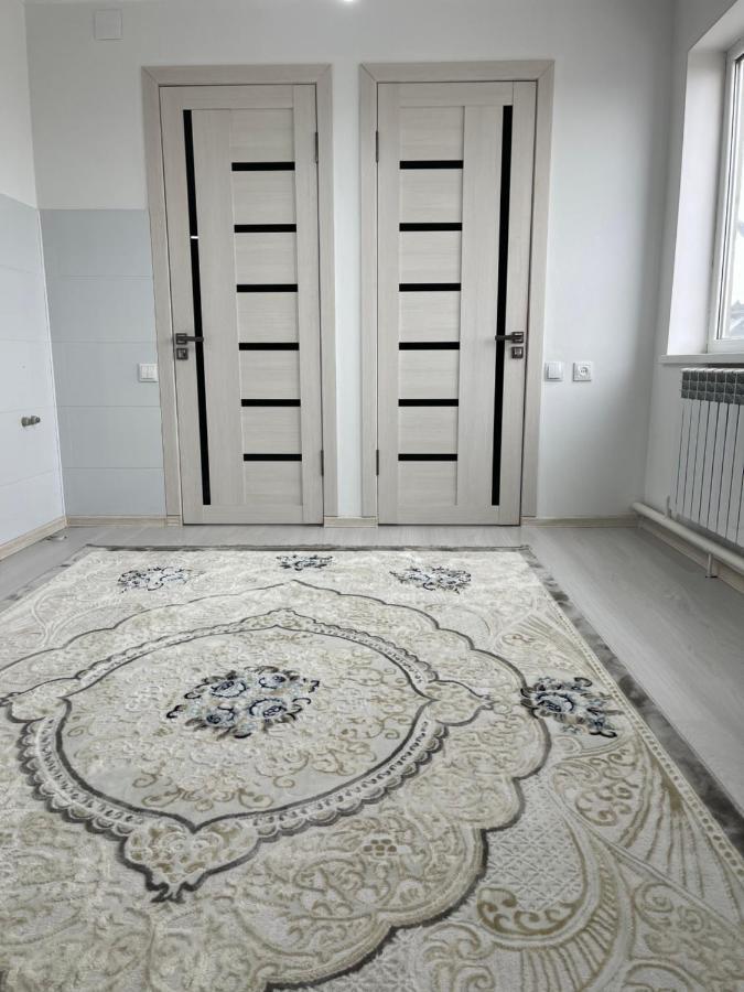 Guesthouse Greathome Karakol Esterno foto