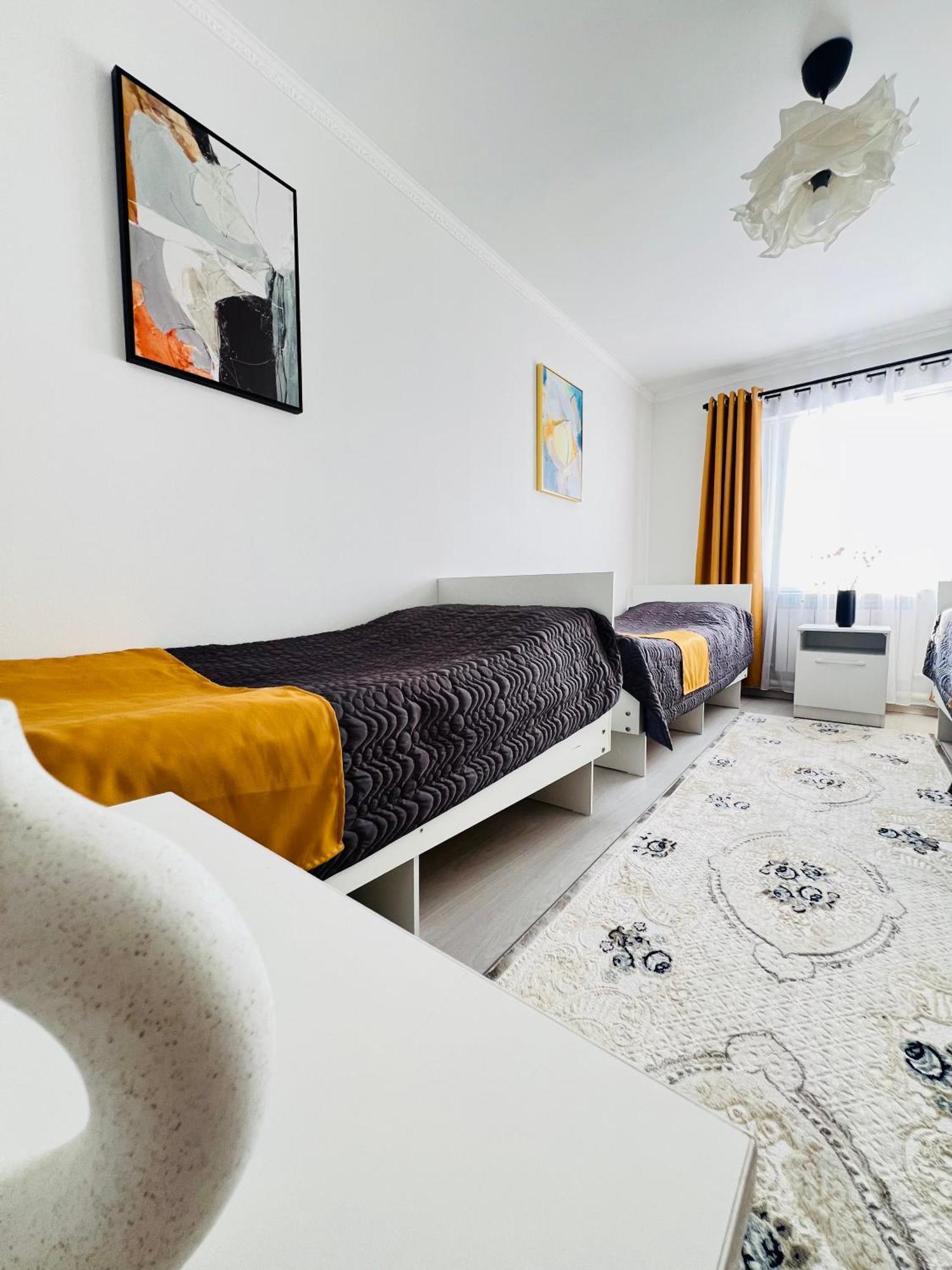 Guesthouse Greathome Karakol Esterno foto