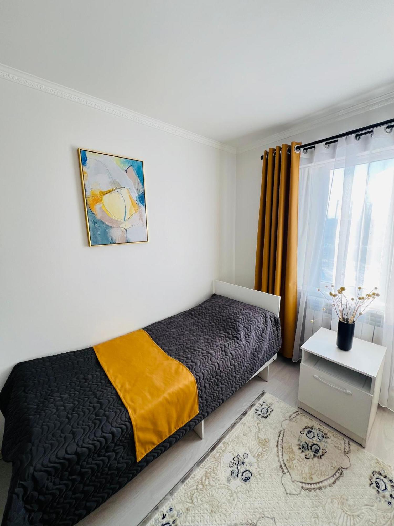 Guesthouse Greathome Karakol Esterno foto