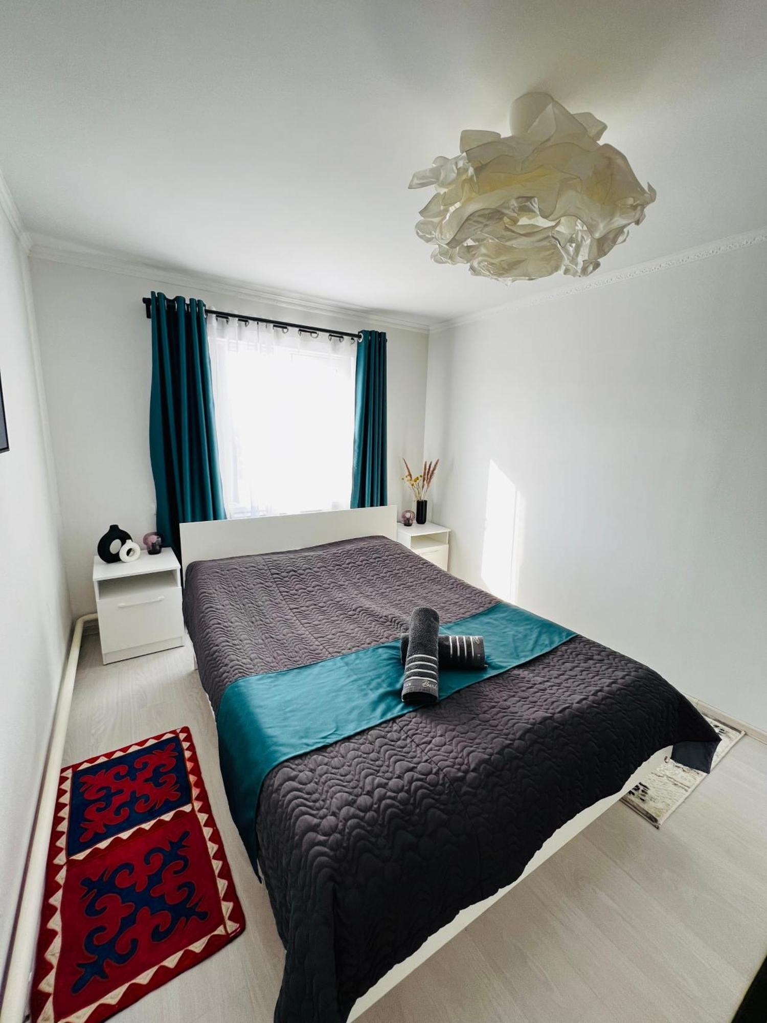 Guesthouse Greathome Karakol Esterno foto