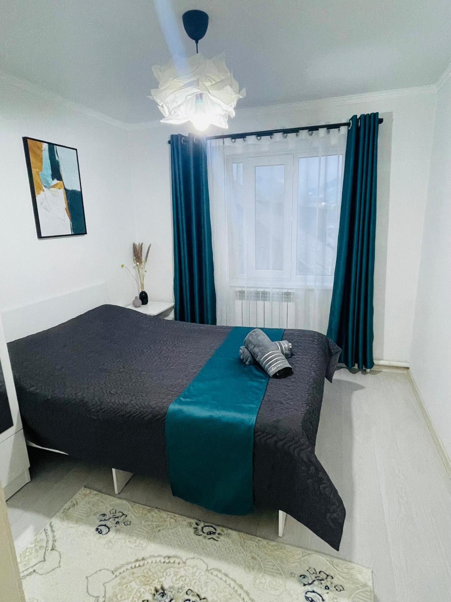 Guesthouse Greathome Karakol Esterno foto