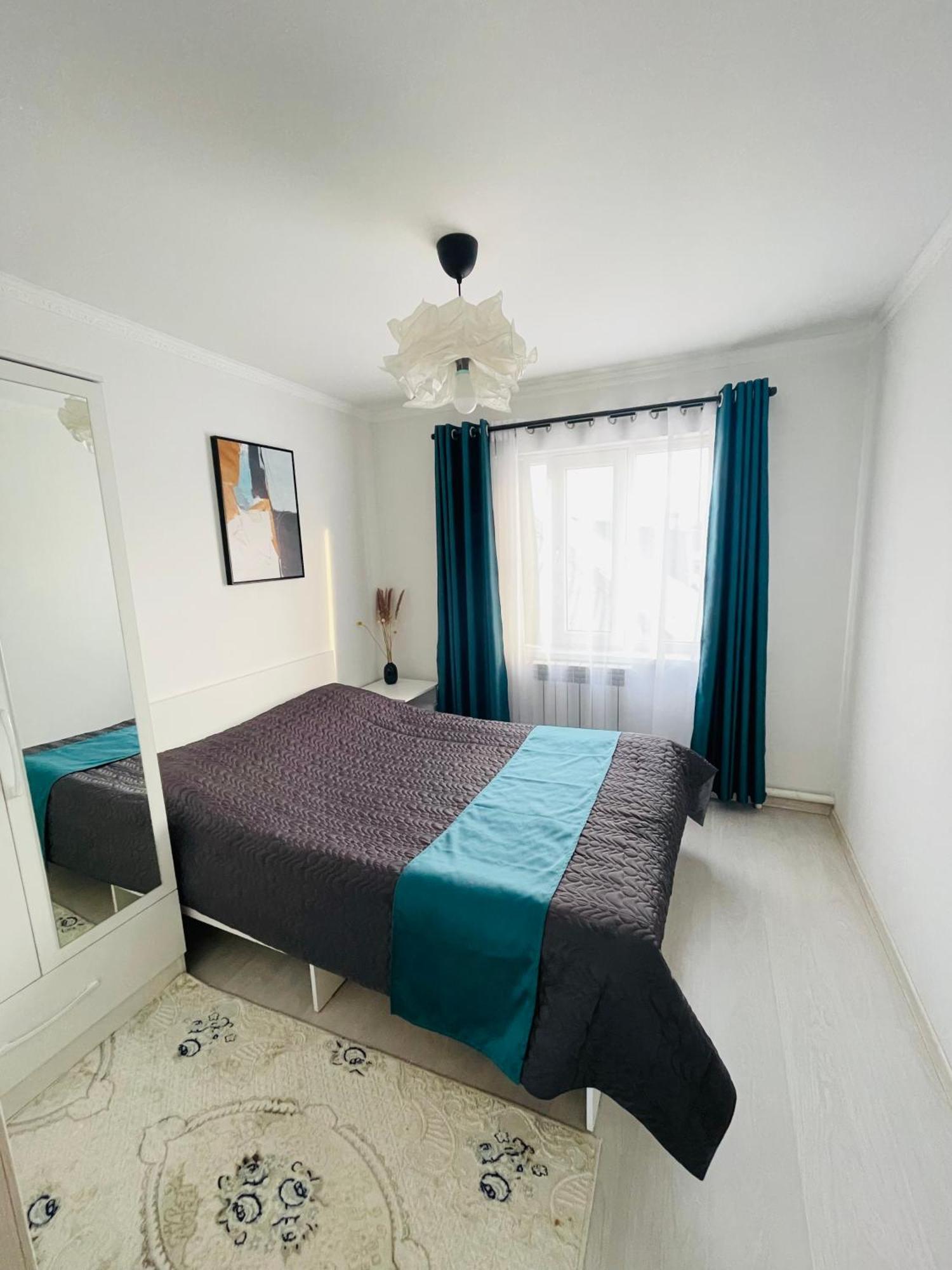 Guesthouse Greathome Karakol Esterno foto