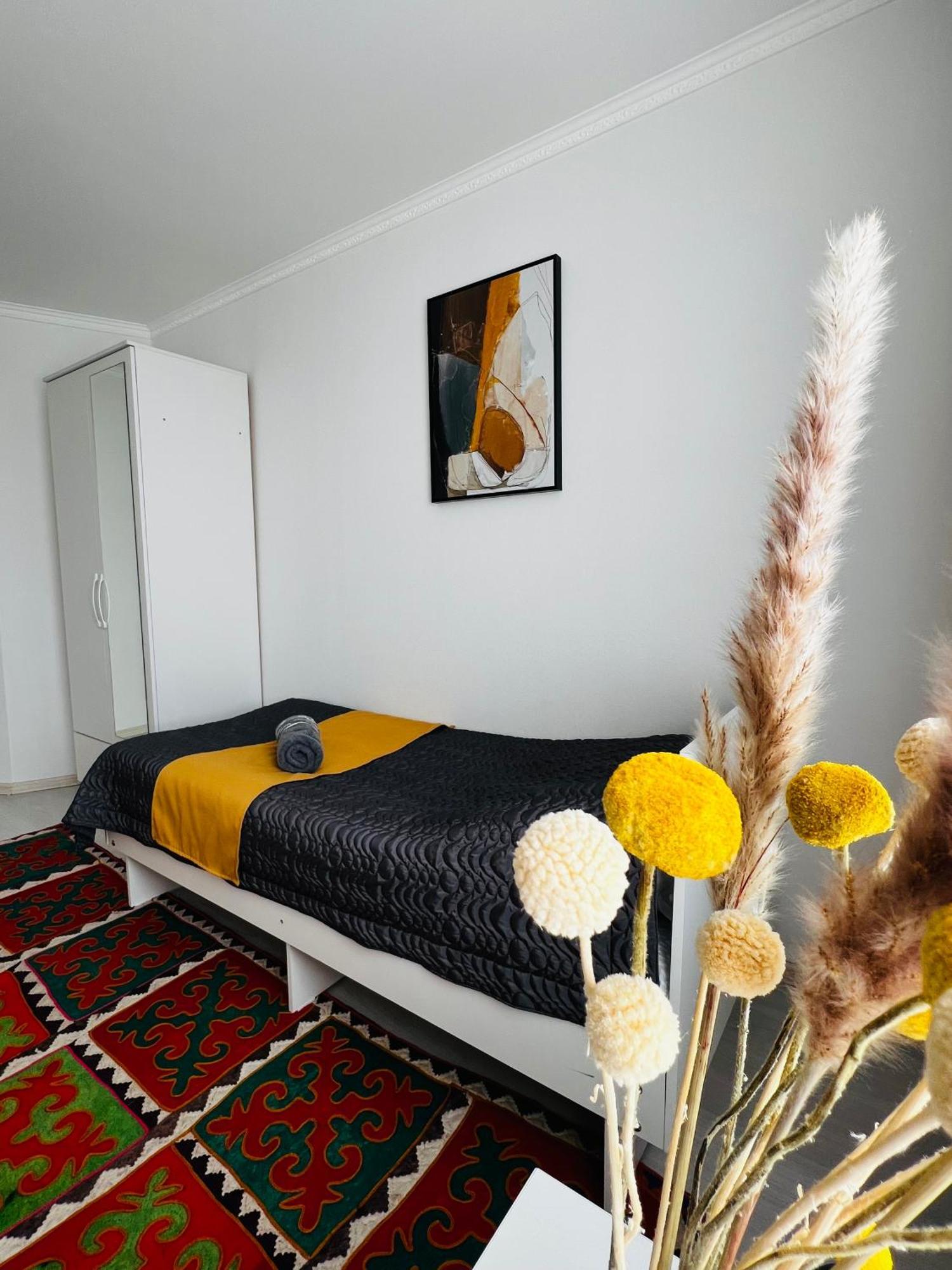 Guesthouse Greathome Karakol Esterno foto